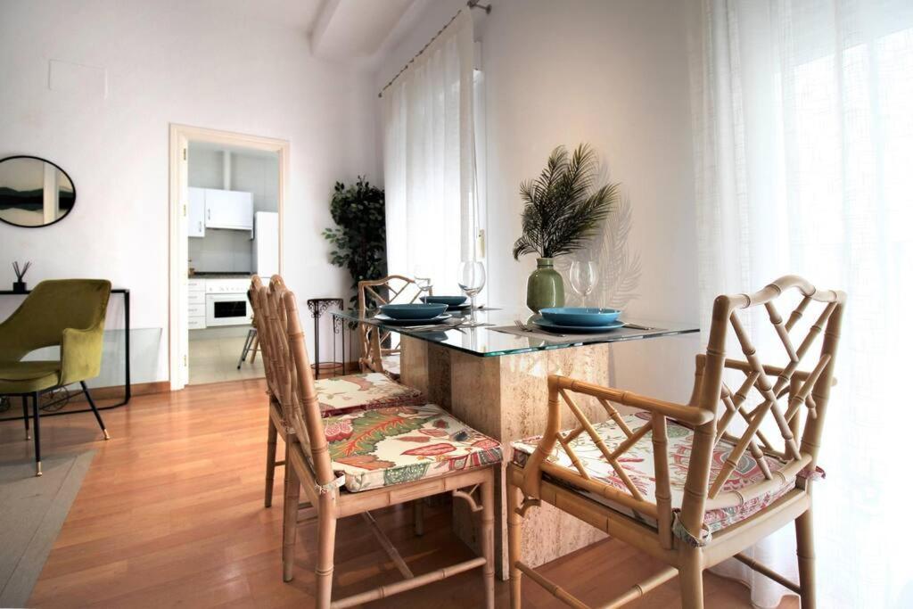 Bonito Y Silencioso Apartamento - Centro Historico مالقة المظهر الخارجي الصورة