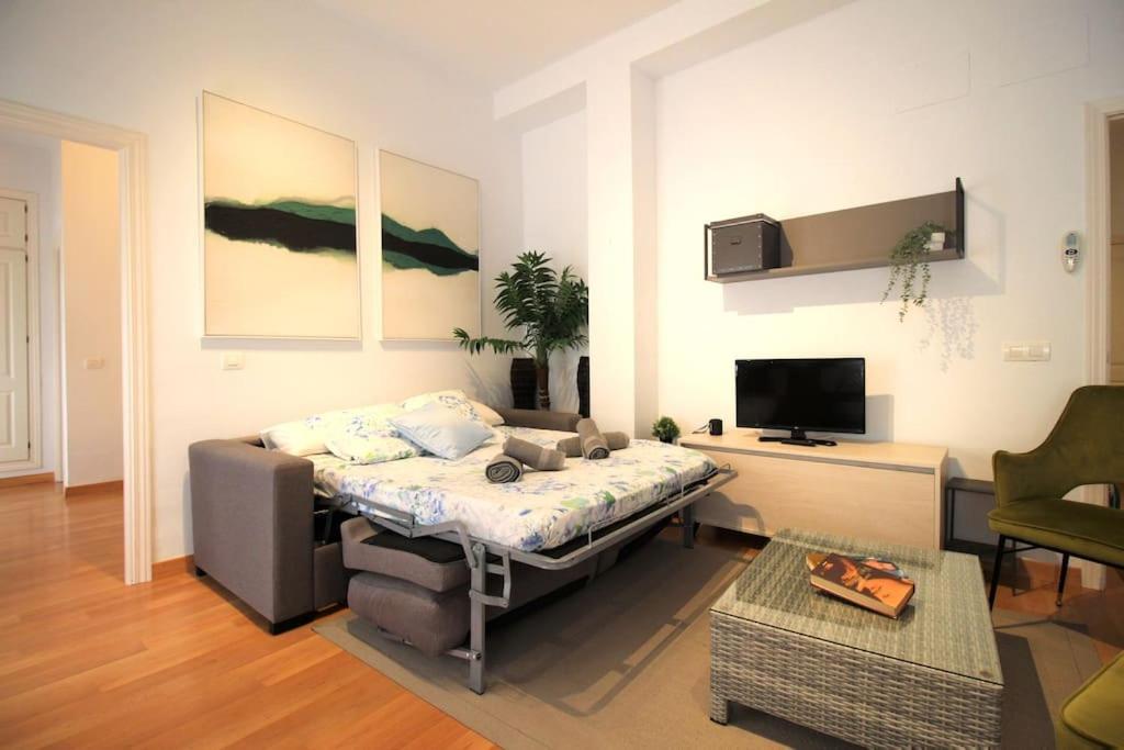 Bonito Y Silencioso Apartamento - Centro Historico مالقة المظهر الخارجي الصورة
