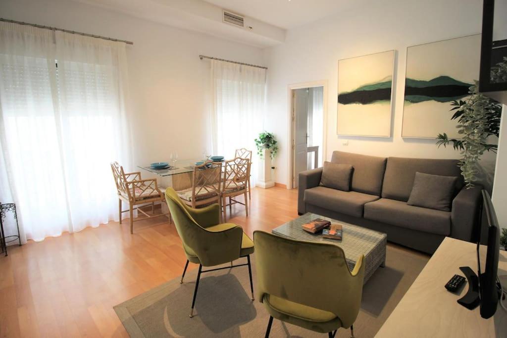 Bonito Y Silencioso Apartamento - Centro Historico مالقة المظهر الخارجي الصورة